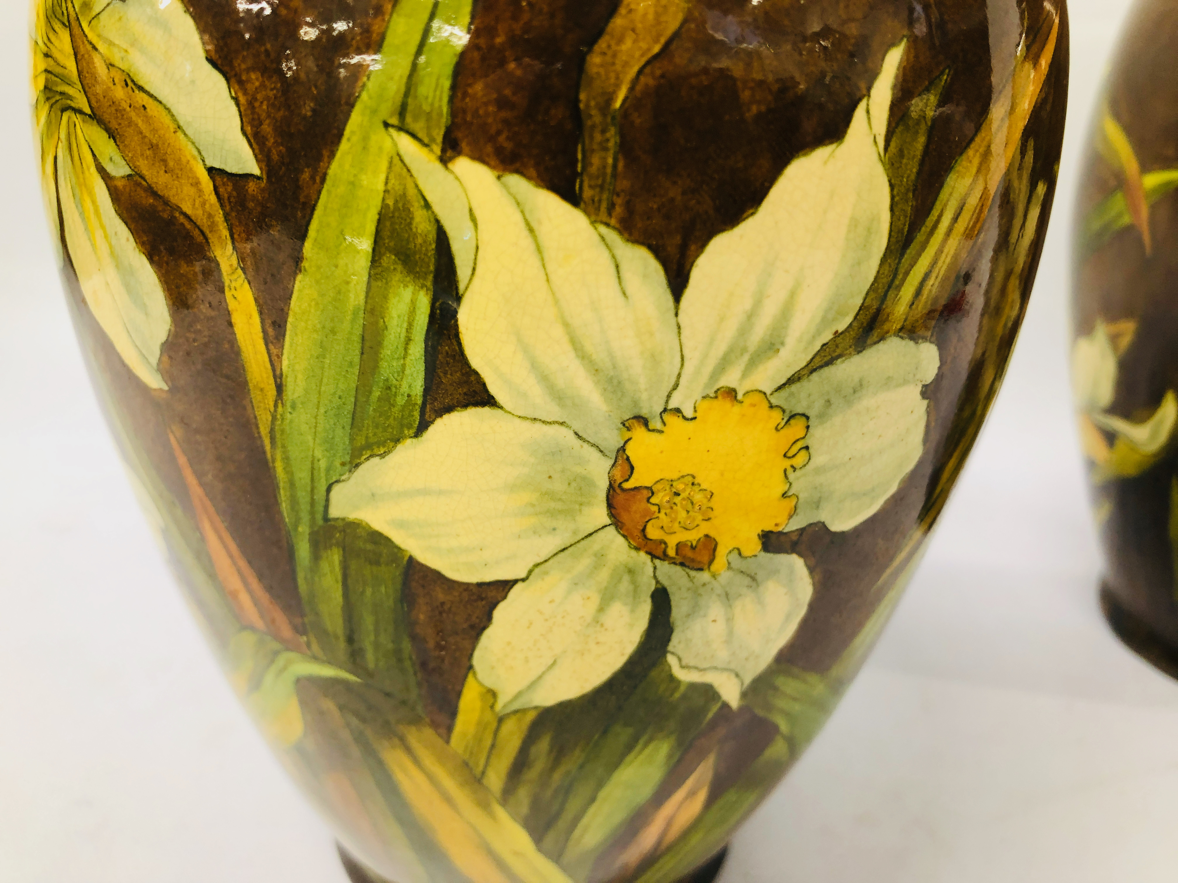 PAIR OF IMPRESSIVE GLAZED VASES, DAFFODIL DESIGN BEARING MAKERS INITIALS - LFS / 83 - H 22CM. - Image 2 of 5