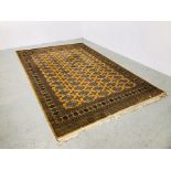 A KESHAN STYLE ORANGE / BLACK PATTERNED CARPET 2.