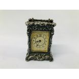 DECORATIVE VINTAGE WHITE METAL MINIATURE CARRIAGE CLOCK - H 9CM.