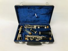NOBLET CLARINET IN FITTED CASE