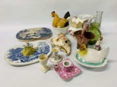 COLLECTION OF VINTAGE CERAMICS TO INCLUDE 2 BLUE AND WHITE DRAINERS, WALL POCKET, CREAM WARE JUG,