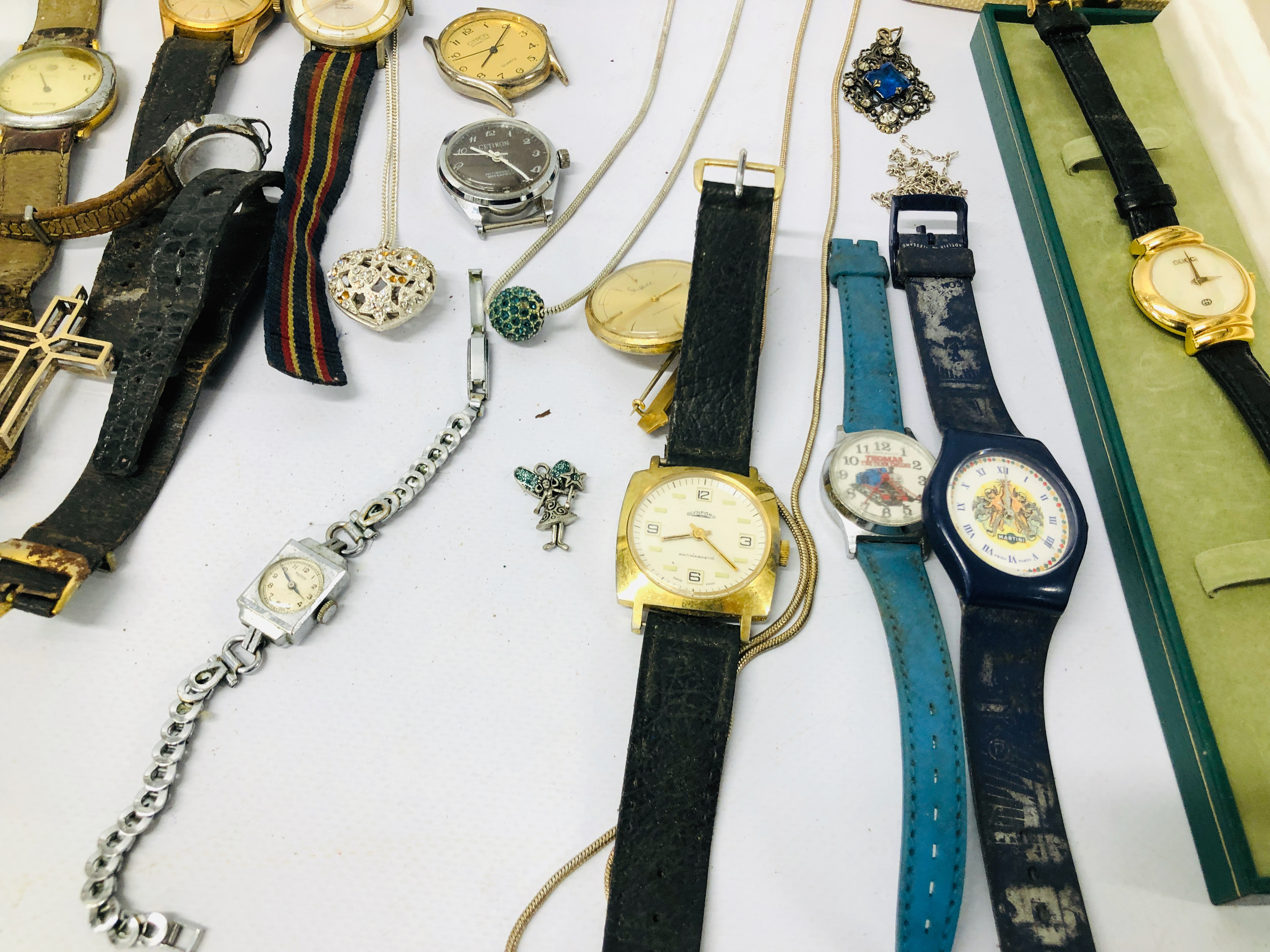 BOX OF MIXED JEWELLERY WATCHES CONTAINING DESIGNER AND SOLAR PANEL - Image 2 of 9