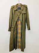 "BURBERRYS" TRENCH COAT WITH ORIGINAL LABEL 10 51 L92B ORDER E128801/05