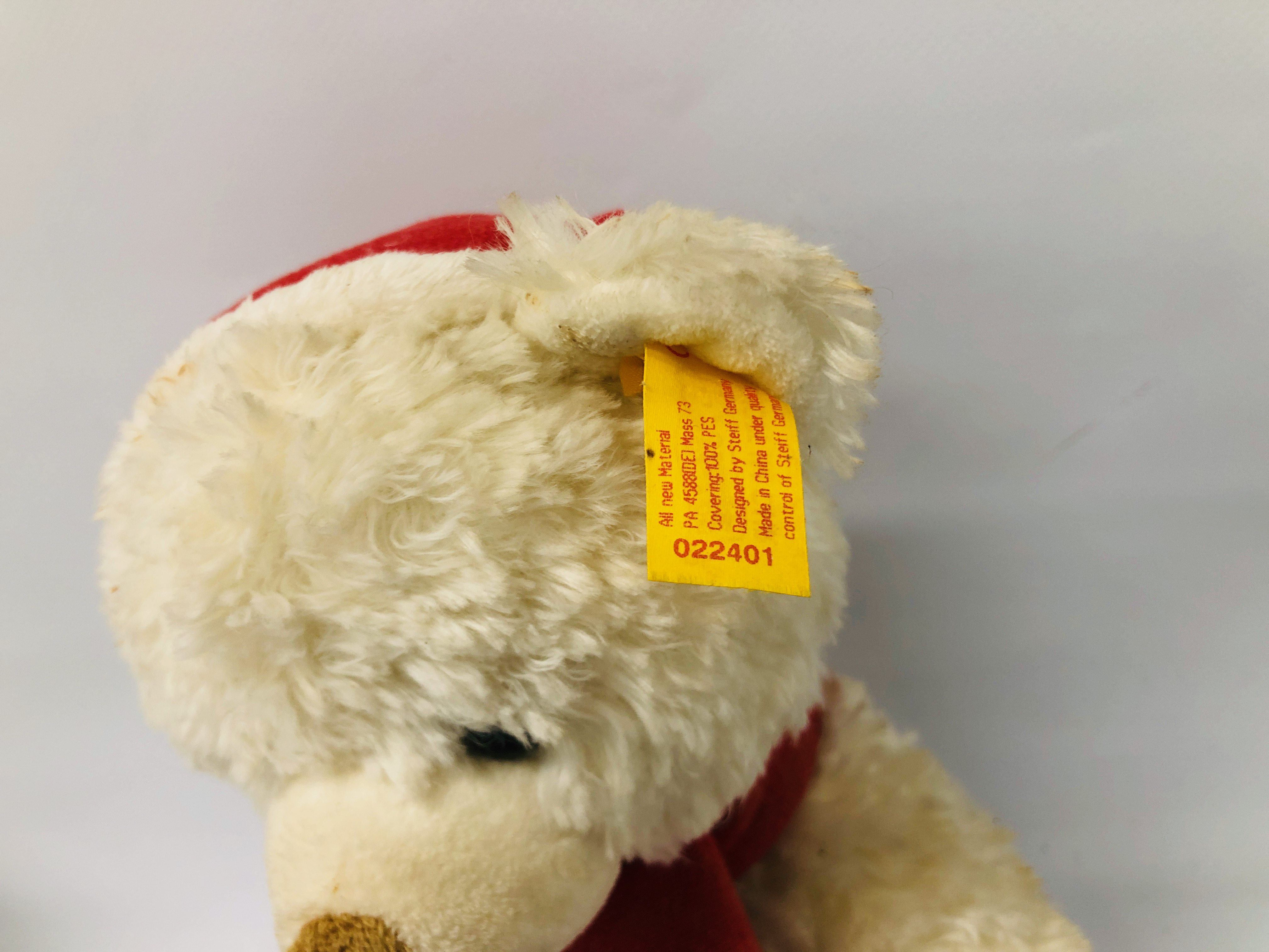 COLLECTION OF STEIFF BEARS TO INCLUDE 022401, 022722, 229954, 354281, 029271, - Image 13 of 15