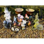 A COLLECTION OF DECORATIVE GARDEN ORNAMENTS TO INCLUDE STONEWORK AND RESIN (17 PIECES)