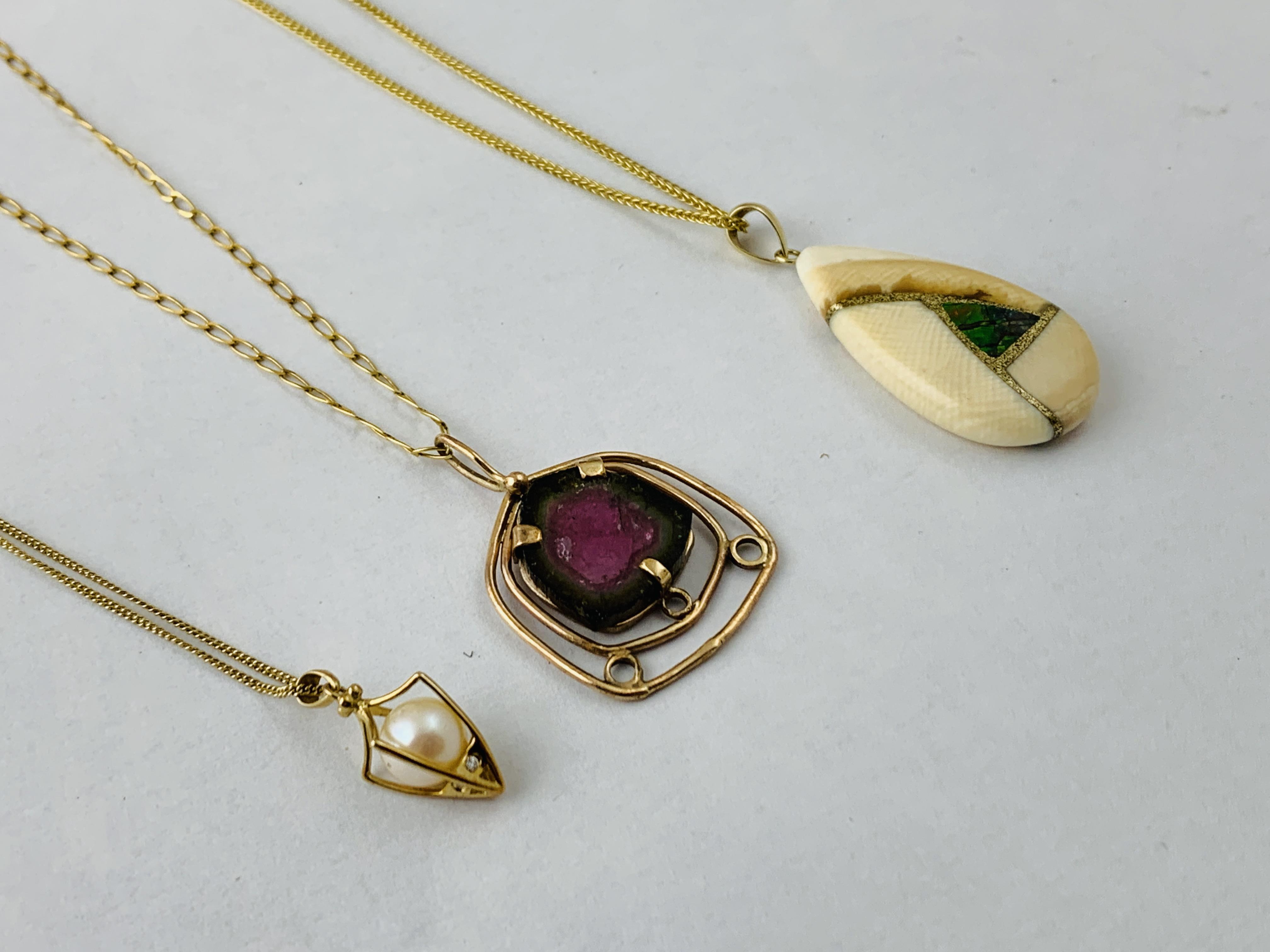 3 X 9CT GOLD PENDANT NECKLACES