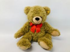 STEIFF TEDDY BEAR 013836 L 66CM APPROX (RED BOW REQUIRES ATTENTION)