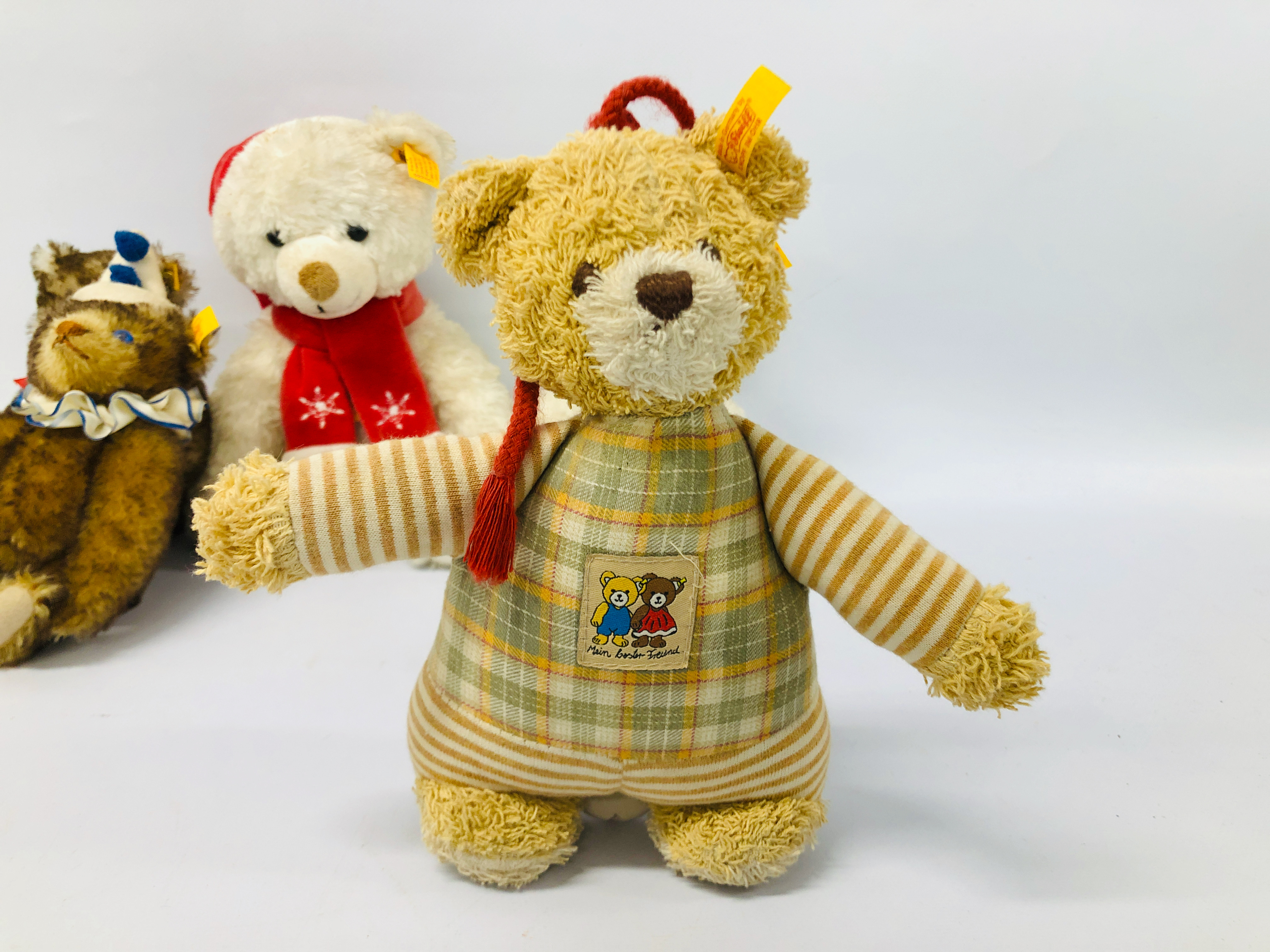 COLLECTION OF STEIFF BEARS TO INCLUDE 022401, 022722, 229954, 354281, 029271, - Image 5 of 15