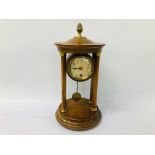 VINTAGE PILLARED MAHOGANY FINISH TABLE CLOCK, GILT ACORN FINIAL AND BRASS DETAIL - H 33CM.