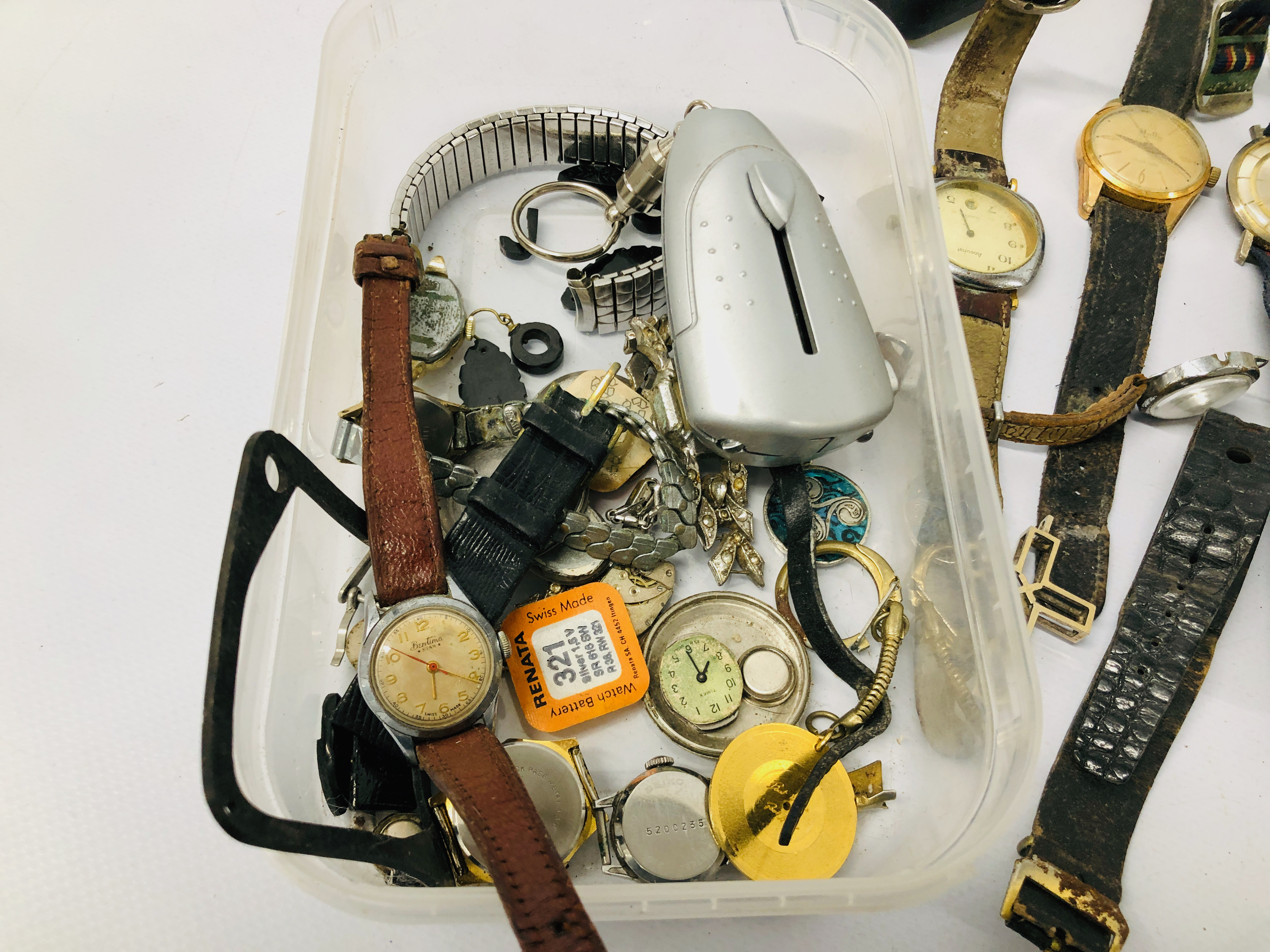 BOX OF MIXED JEWELLERY WATCHES CONTAINING DESIGNER AND SOLAR PANEL - Image 3 of 9