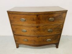 A GEORGE III MAHOGANY BOW FRONTED THREE DRAWER CHEST - W 101CM. D 48CM. H 90CM.