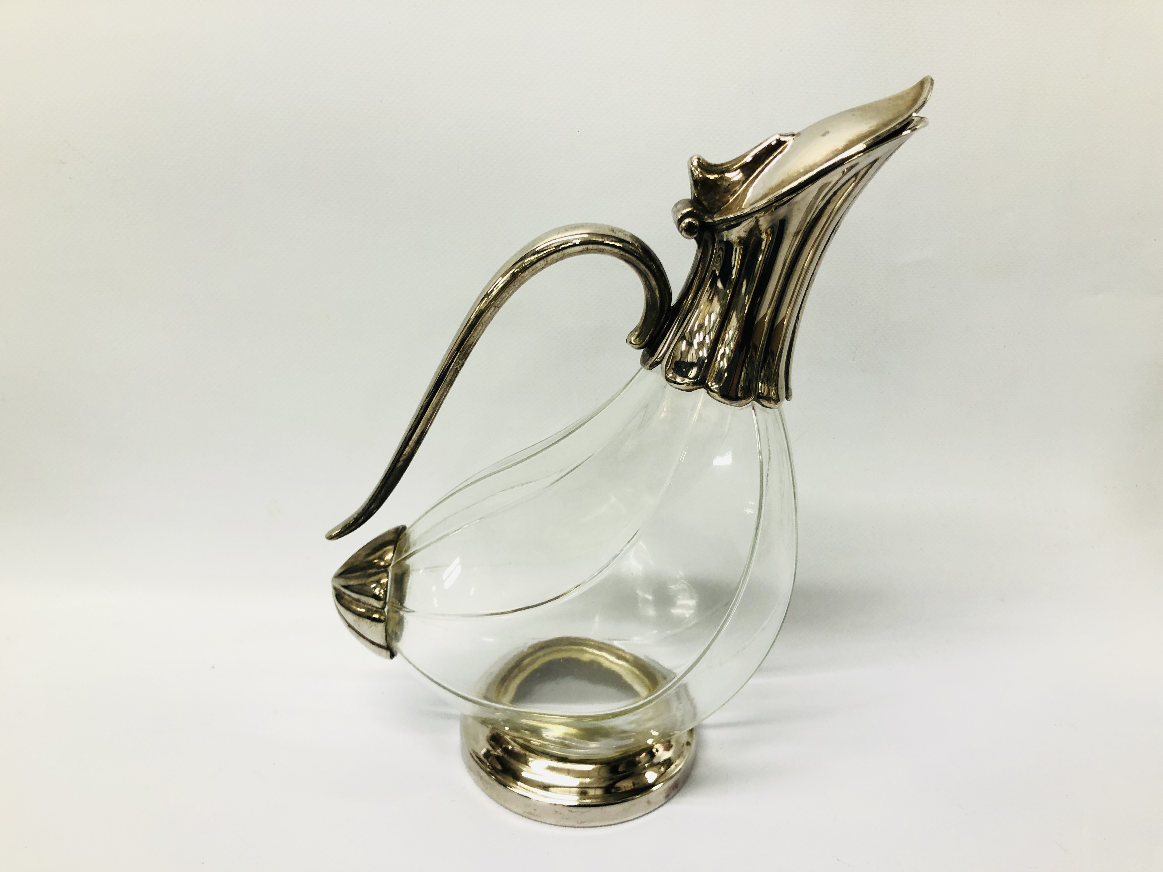 A SILVER PLATED DECANTER FASHIONED AS DUCK, A SILVER PLATED DECANTER FASHIONED AS DUCK, - Image 2 of 24