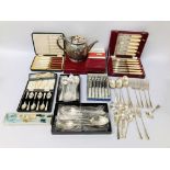 A GROUP OF CUTLERY TO INCLUDE CASED SET OF SIX SILVER TEASPOONS, COFFEE SPOONS, CASED FISH CUTLERY,