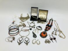 COLLECTION OF ASSORTED SILVER AND WHITE METAL JEWELLERY COMPRISING FOUR ENAMELED BANGLE, A CUFF,