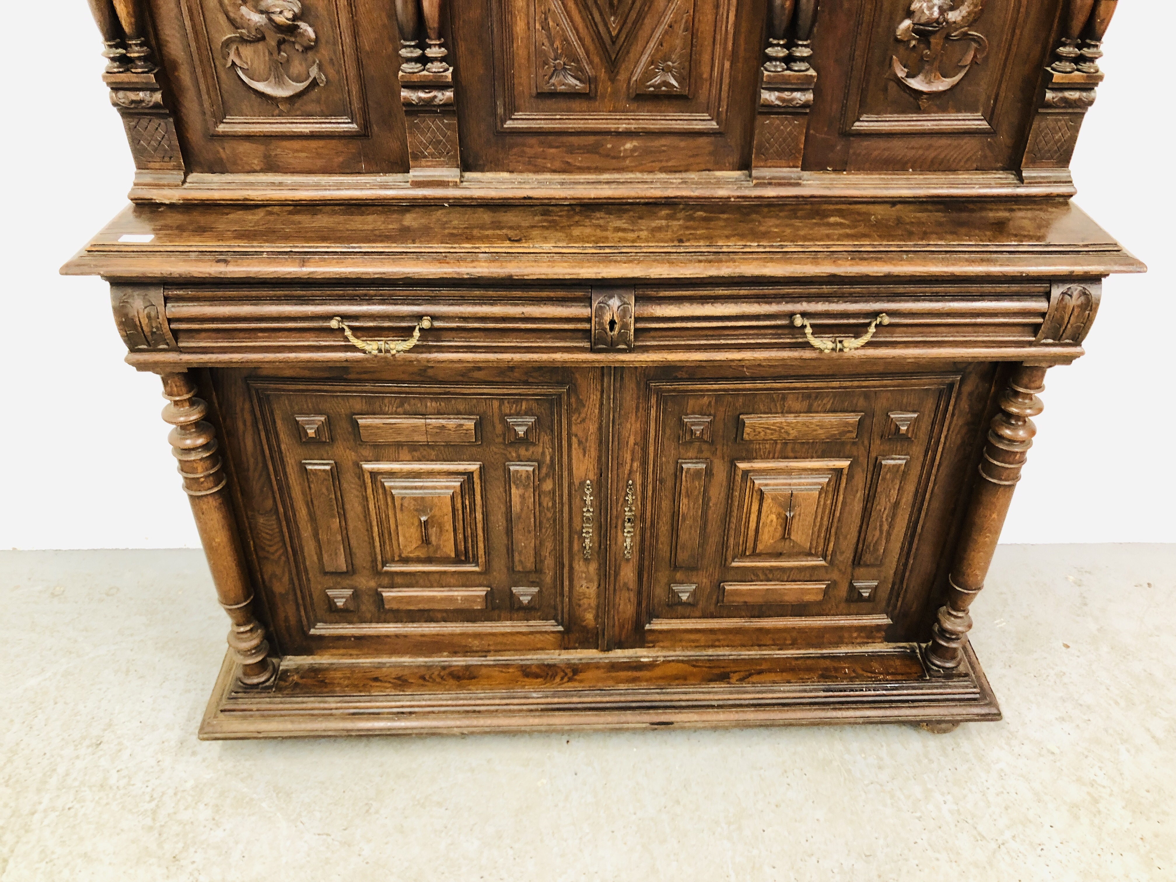 A FRENCH OAK DRESSER, THE UPPER SECTION HAVING THREE PANELLED DOORS, - Image 3 of 30