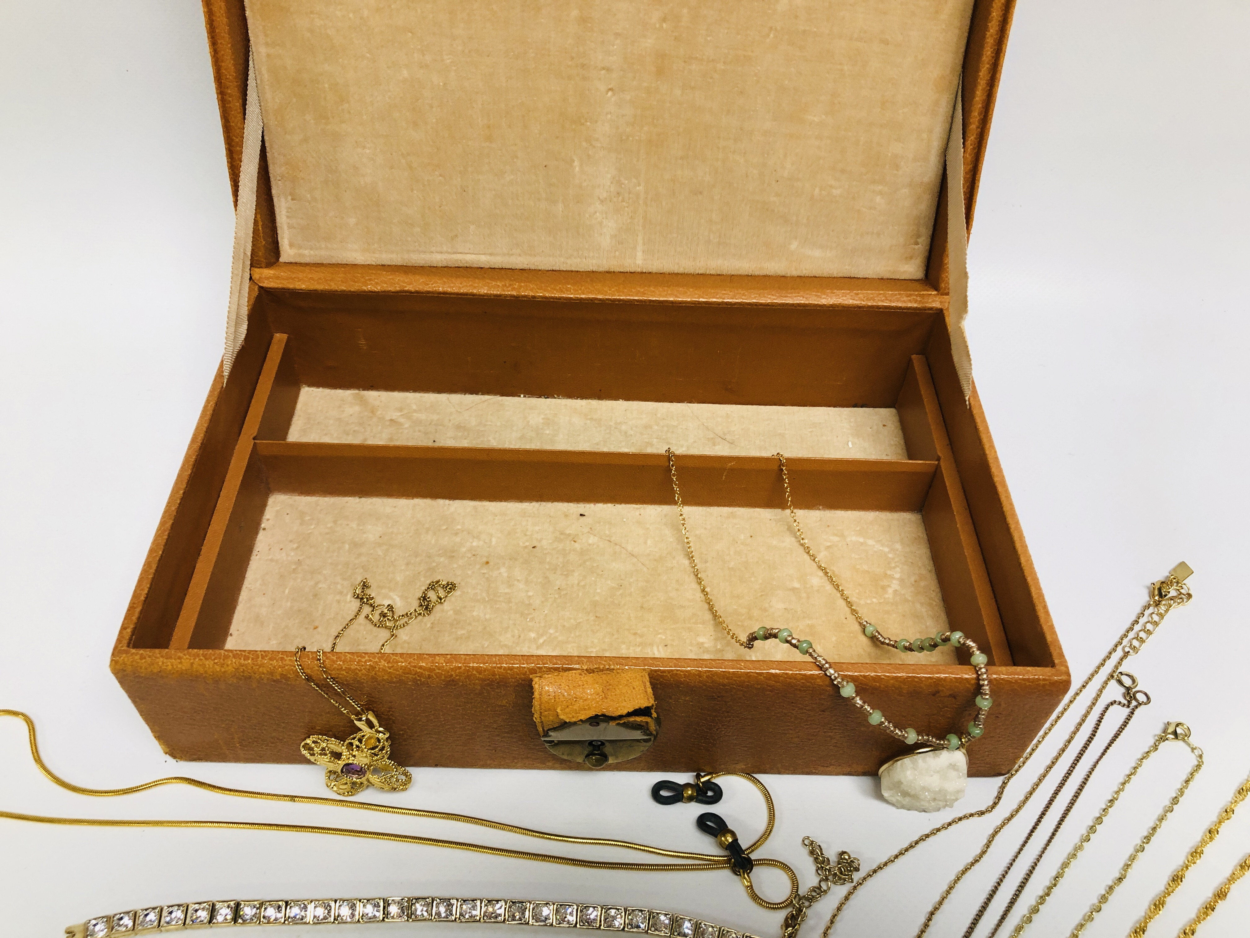 JEWELLERY BOX AND CONTENTS TO INCLUDE AN ASSORTMENT OF QUALITY DESIGNER NECKLACES AND BRACELETS, - Image 7 of 8