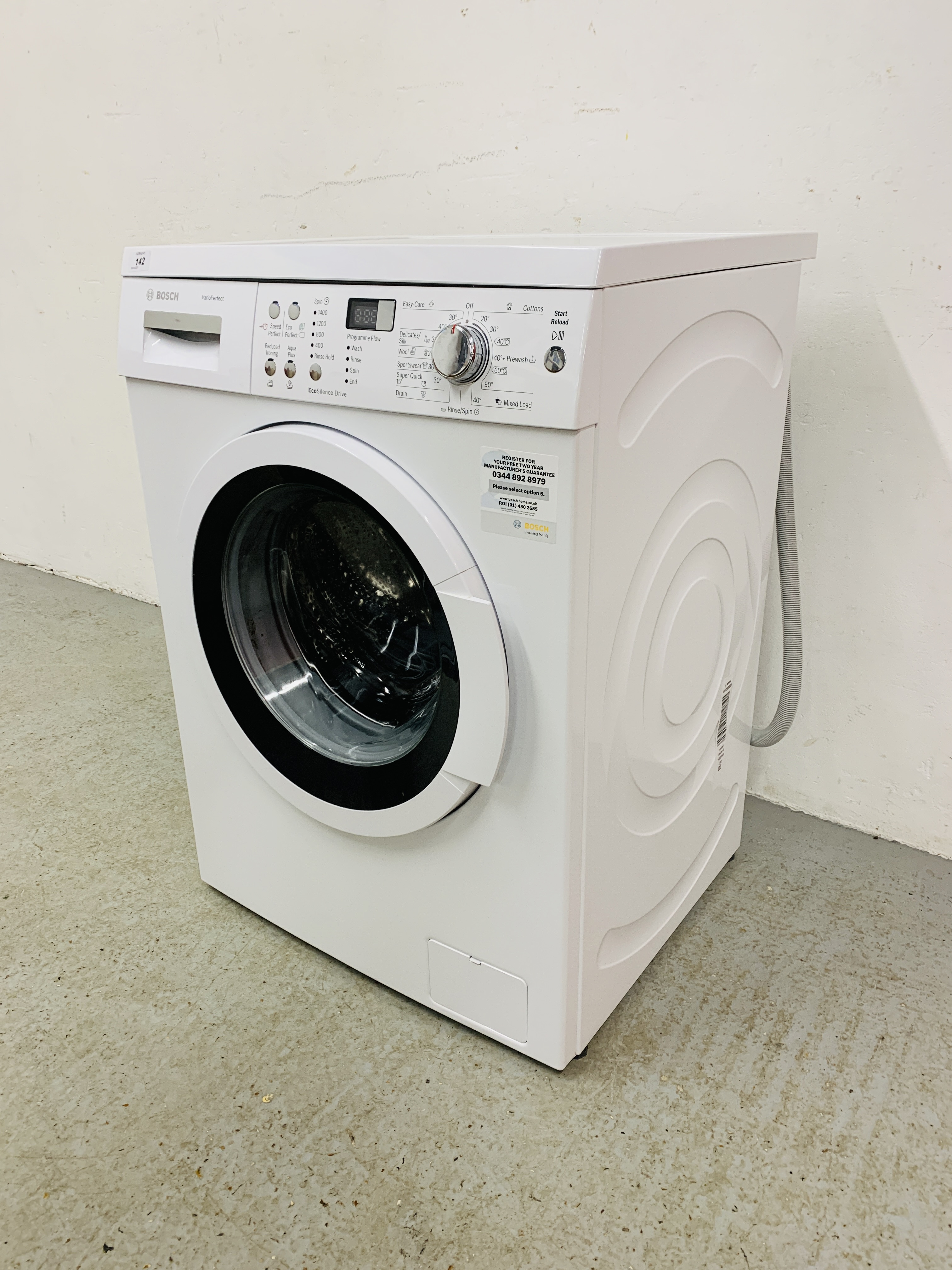 A BOSCH VARIO PERFECT WASHING MACHINE - SOLD AS SEEN - Image 2 of 9