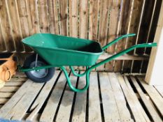 AS NEW HAEMMERLIN 90 LTR HEAVY DUTY BUILDERS WHEEL BARROW