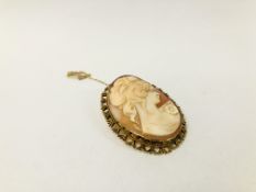 9CT GOLD CAMEO BROOCH