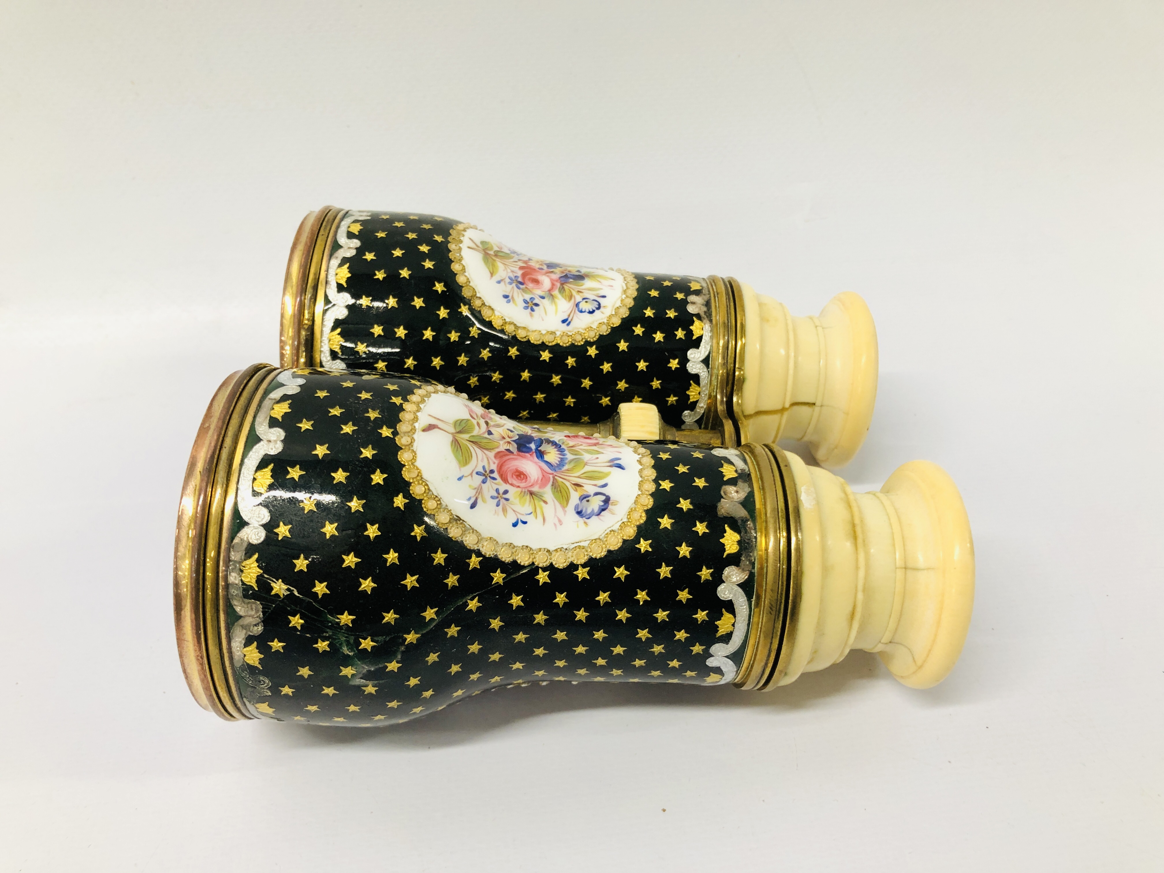 PAIR OF ANTIQUE IVORY AND ENAMEL OPERA GLASSES C1880 - Image 4 of 8