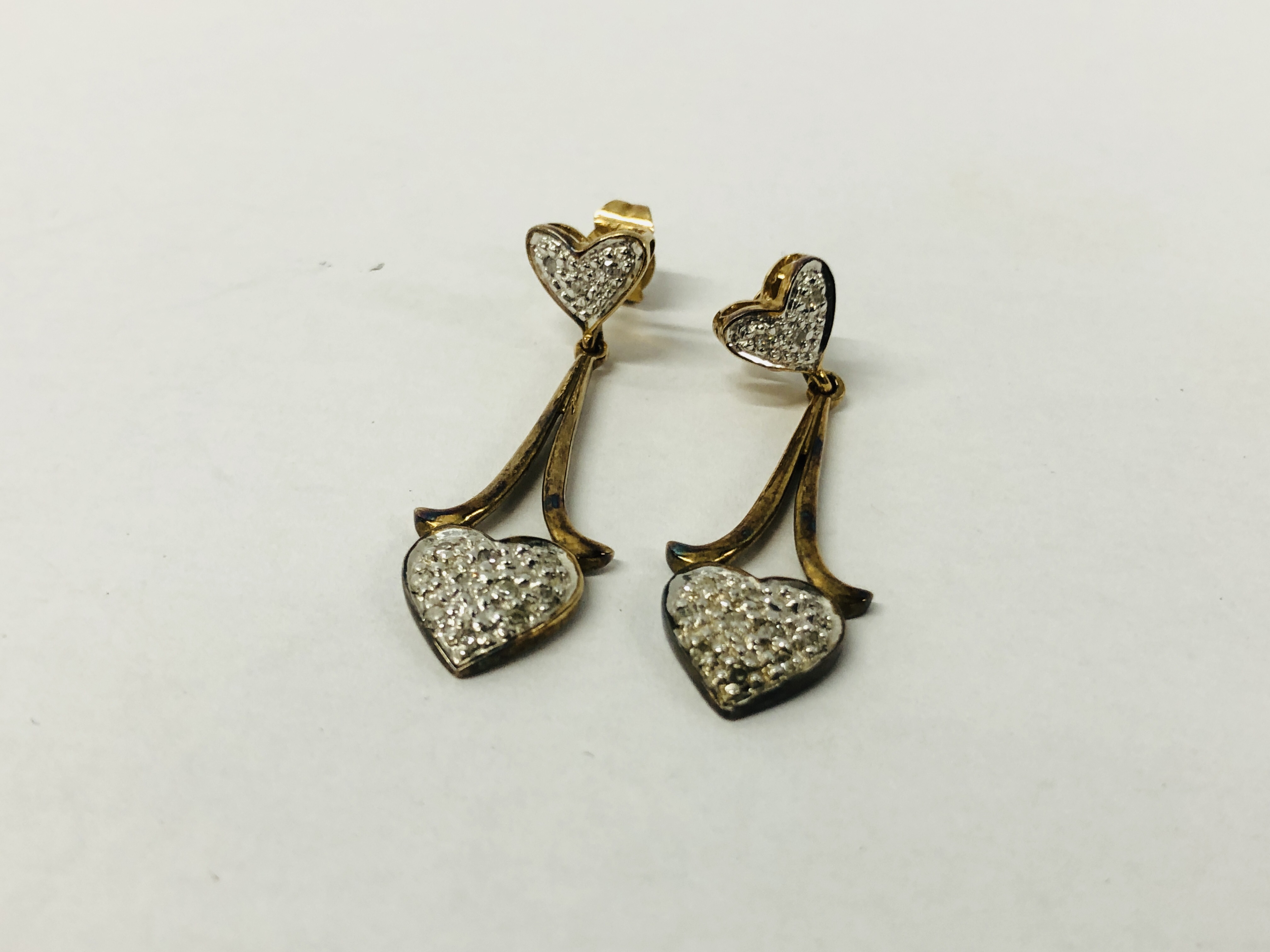 2 X PAIRS OF DIAMOND SET EARRINGS MARKED 375 - Image 4 of 6