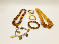 COLLECTION OF AMBER TYPE JEWELLERY TO INCLUDE 4 BRACELETS,