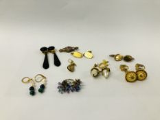 4 X PAIRS OF ASSORTED VINTAGE EARRINGS ALONG WITH 2 PAIRS OF CUFF LINKS AND A SINGLE YELLOW METAL