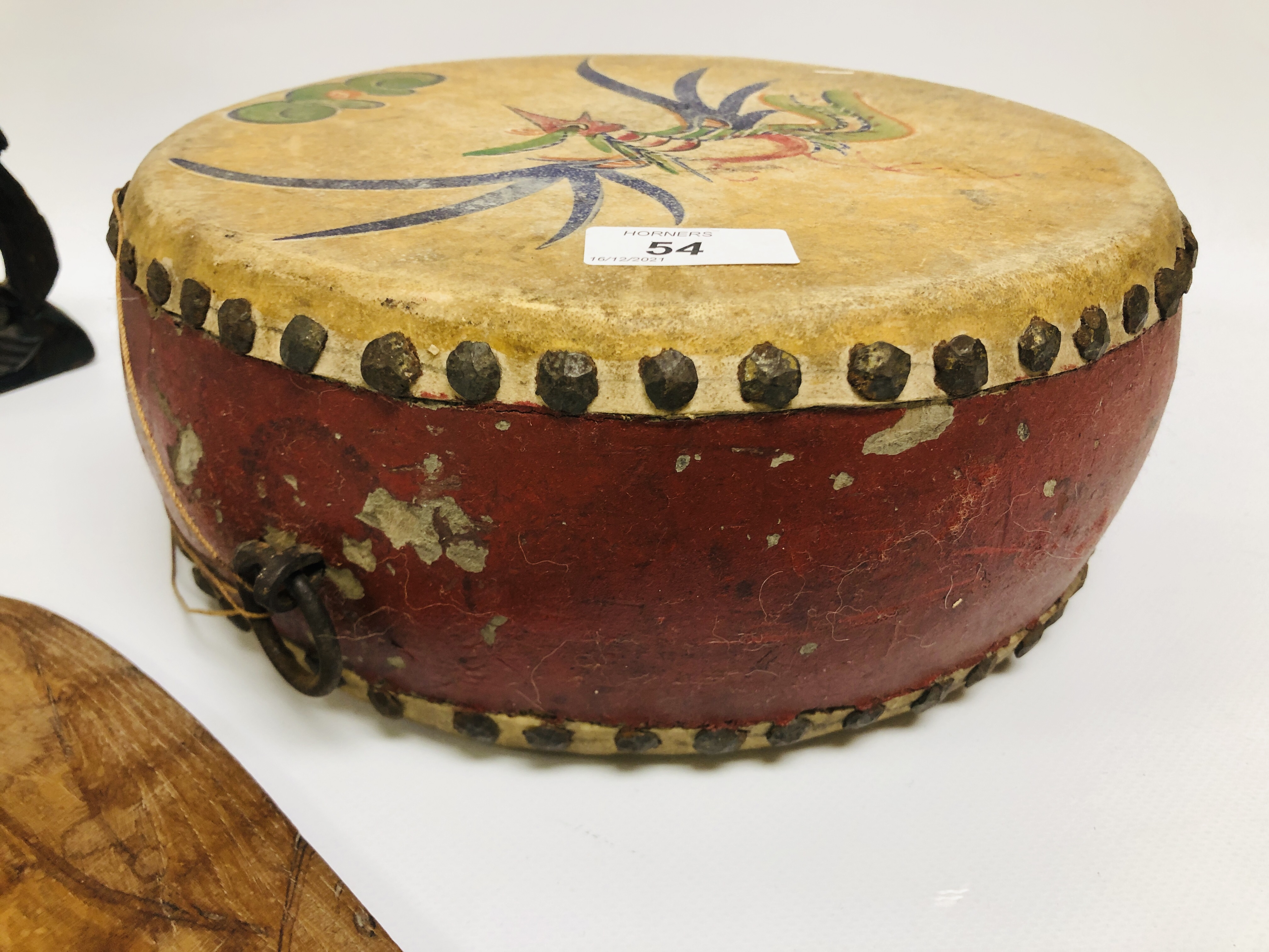 VINTAGE ETHIC DRUM / TAMBOURINE WITH HAND PAINTED DESIGN, - Image 3 of 12