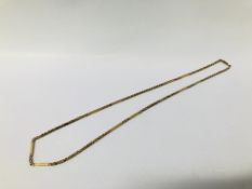 A 9CT GOLD SQUARE LINK AND BATON NECKLACE LENGTH 77CM