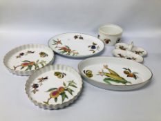 ROYAL WORCESTER EVESHAM TABLEWARE TO INCLUDE 2 FLAN DISHES, SOUFFLE DISH, ENTRE DISH,