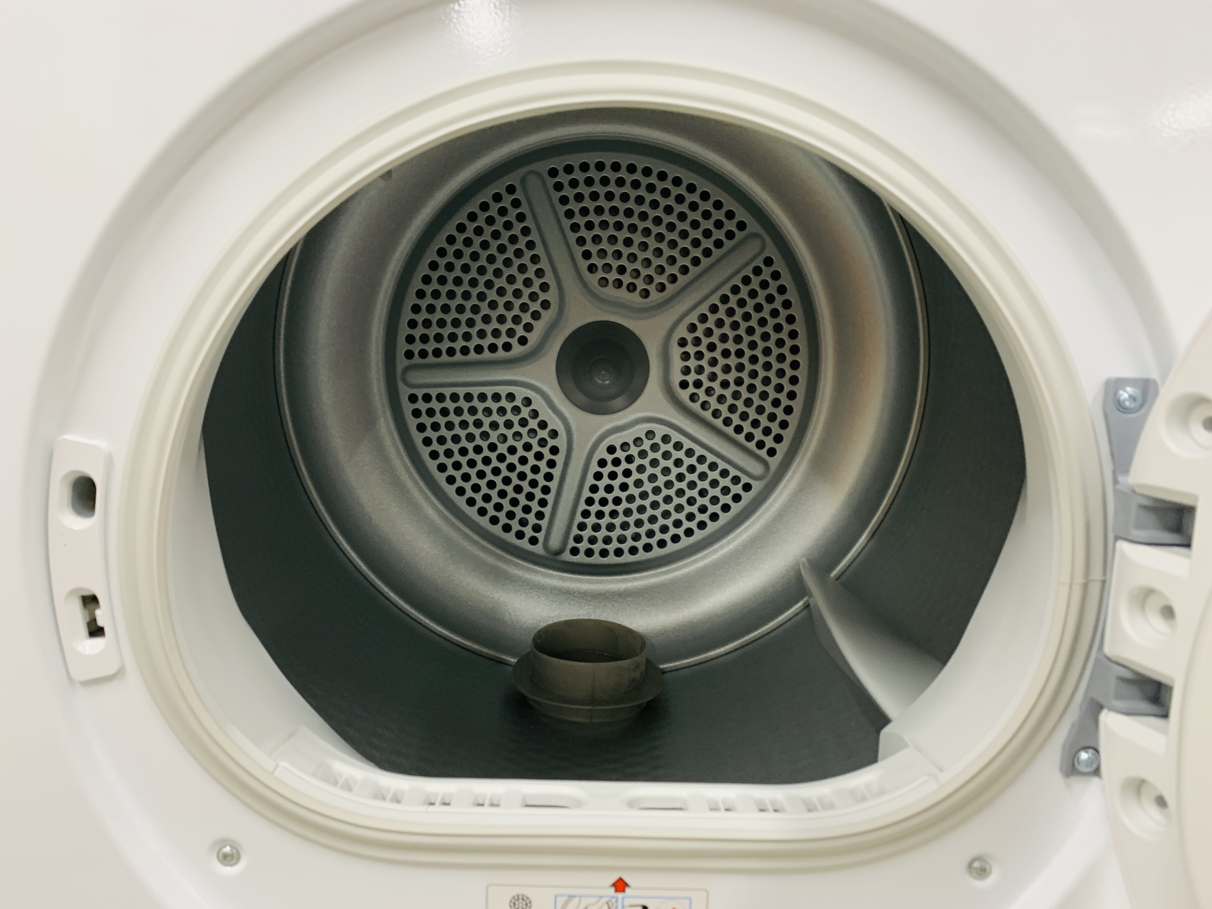 A BOSCH SERIES 4 TUMBLE DRYER - SOLD AS SEEN - Image 6 of 6