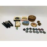 BOX OF ASSORTED COLLECTIBLES TO INCLUDE 3 X COMPACTS, PRAYER BOOK, PENS, VINTAGE WOODEN GAME,