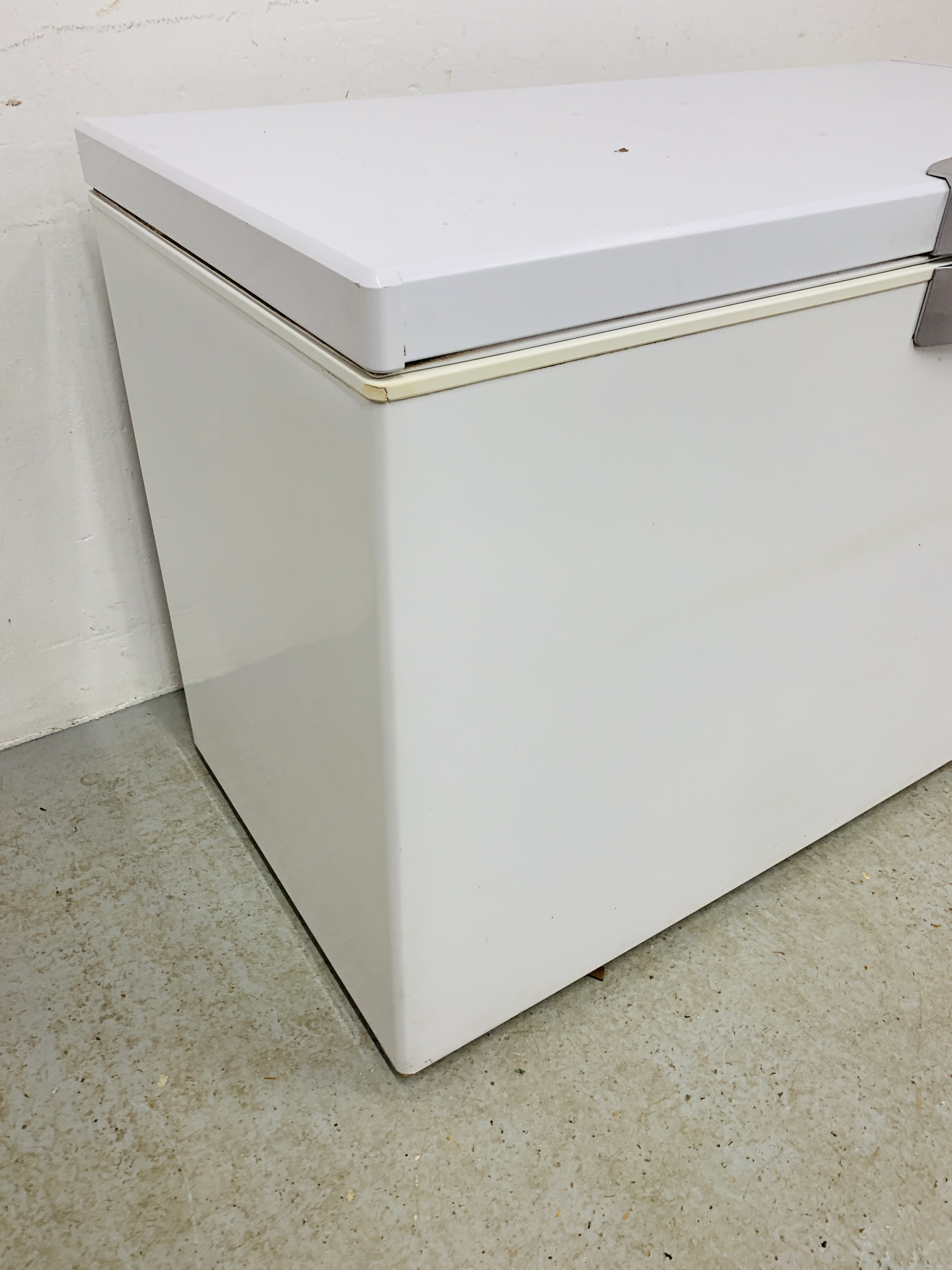 A BEKO CHEST FREEZER - 130CM. X 67CM X H 86CM. - Image 4 of 7