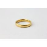 A 22CT GOLD WEDDING BAND,