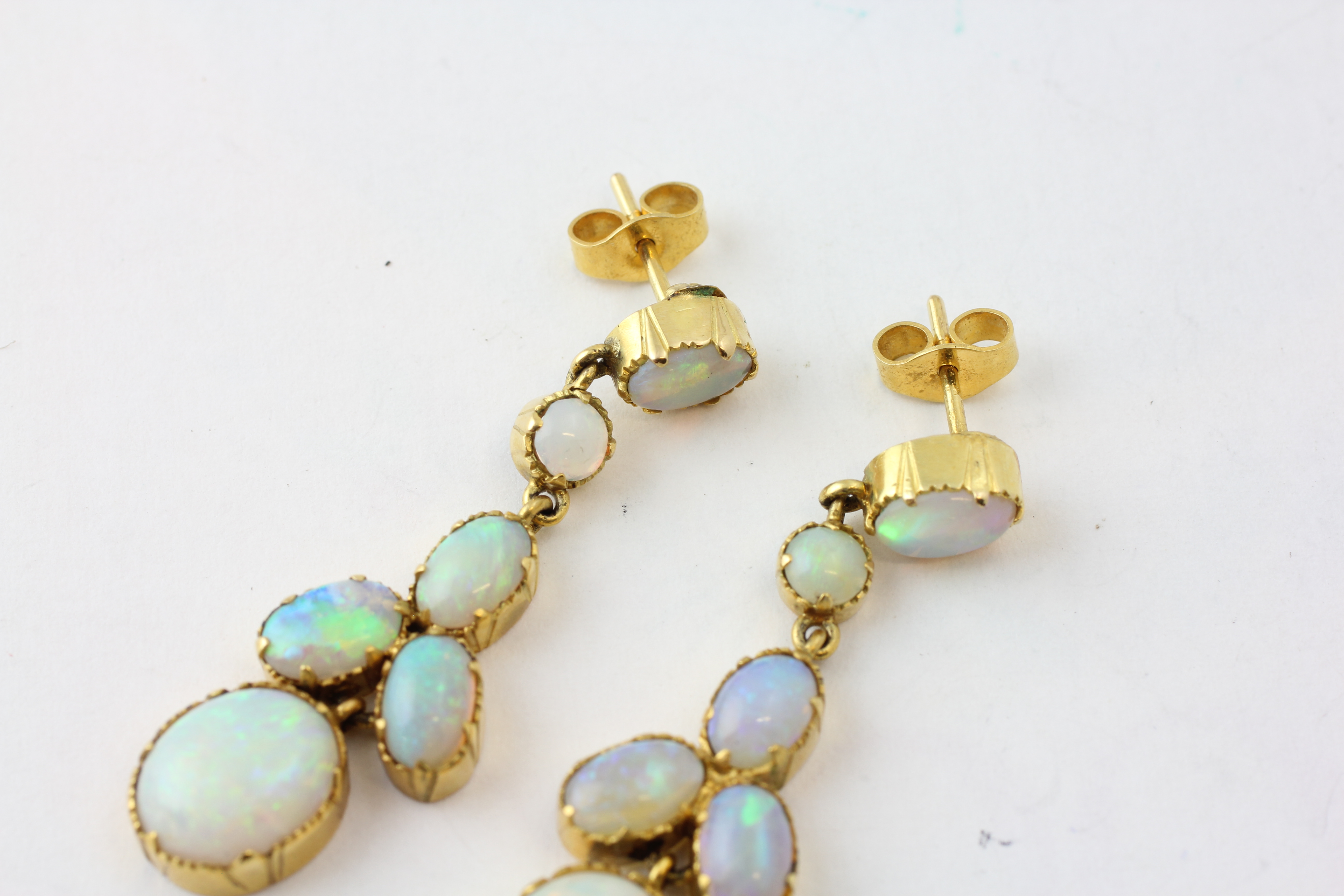 A PAIR OF SIX STONE OPAL DROP EARRINGS SET IN YELLOW METAL, - Image 3 of 3