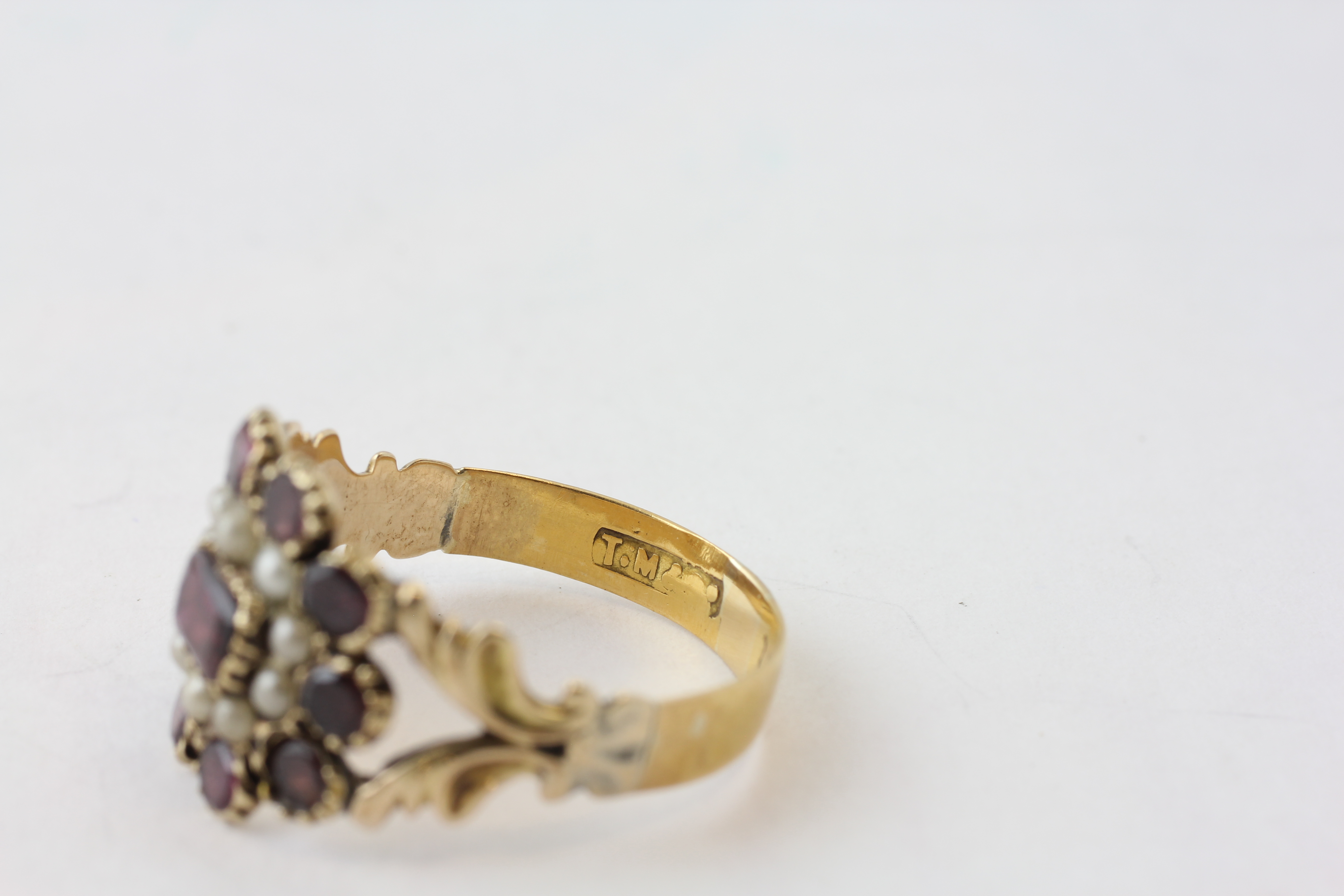 A VICTORIAN PEARL AND AMETHYST SET RING WITH PIERCED SHOULDERS, SET IN 22CT GOLD, - Image 6 of 6