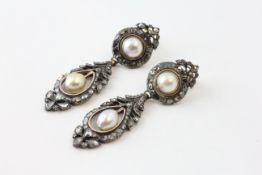 A PAIR OF OLD CUT DIAMOND PENDANT EARRINGS,