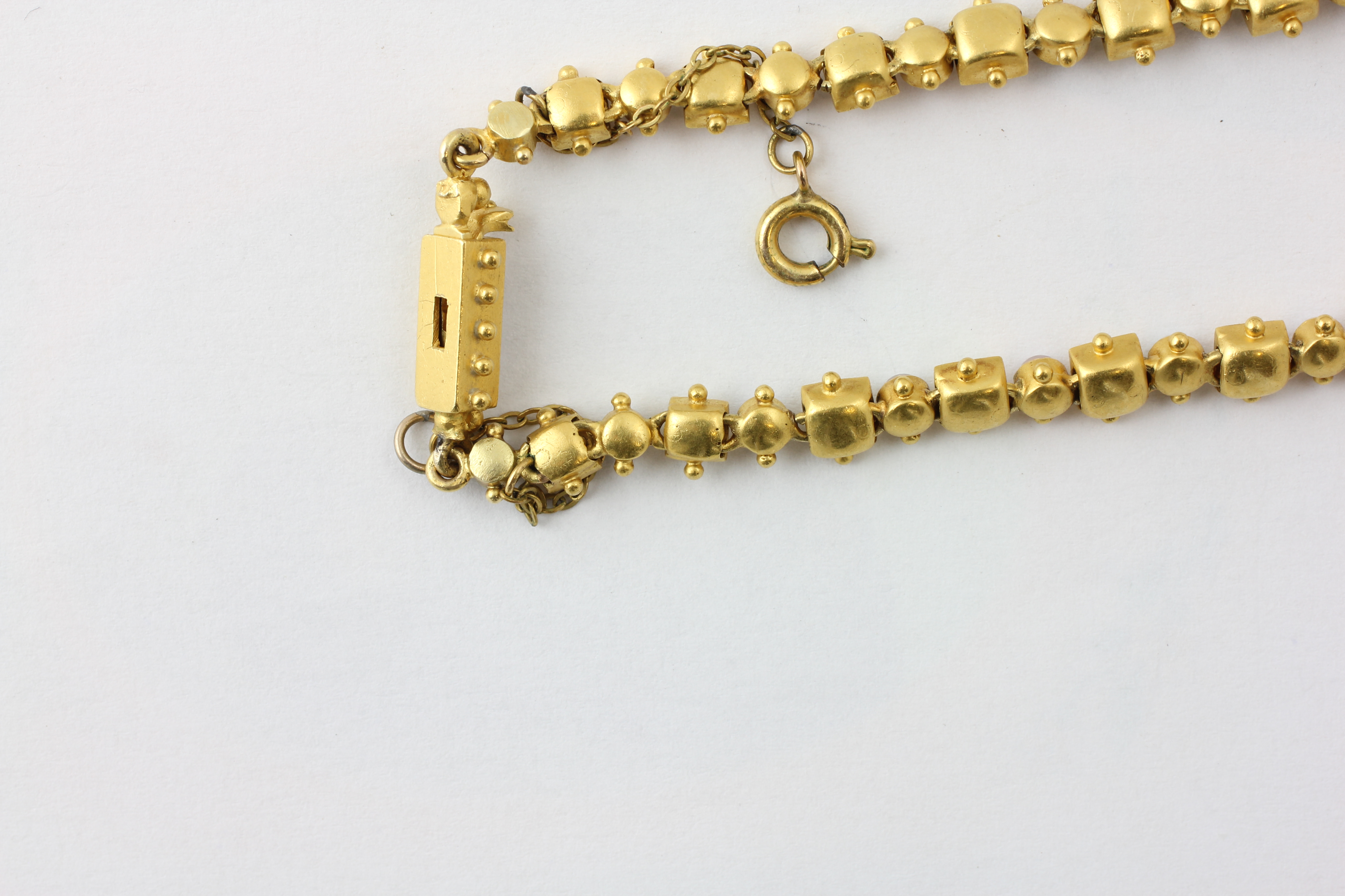 A YELLOW METAL PEARL AND DIAMOND NECKLACE, C. - Image 9 of 13