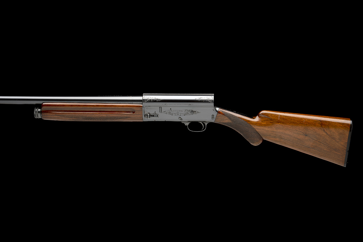 BROWNING A 12-BORE 'AUTO 5' SEMI-AUTO SHOTGUN, serial no. 211946, for 1937, restricted magazine, - Image 2 of 6