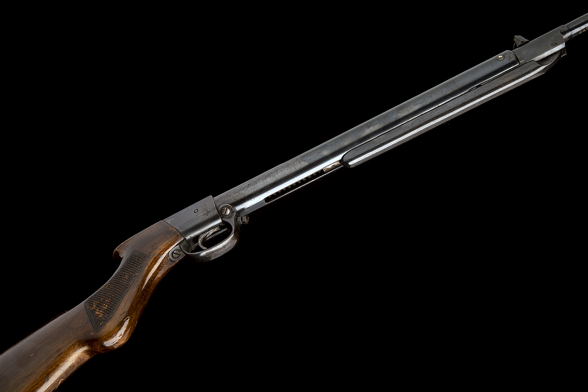 ALEX MARTIN, SCOTLAND A SCARCE .177 BREAK-BARREL AIR-RIFLE, MODEL 'DEMON TYPE', serial no. 948, - Image 3 of 5