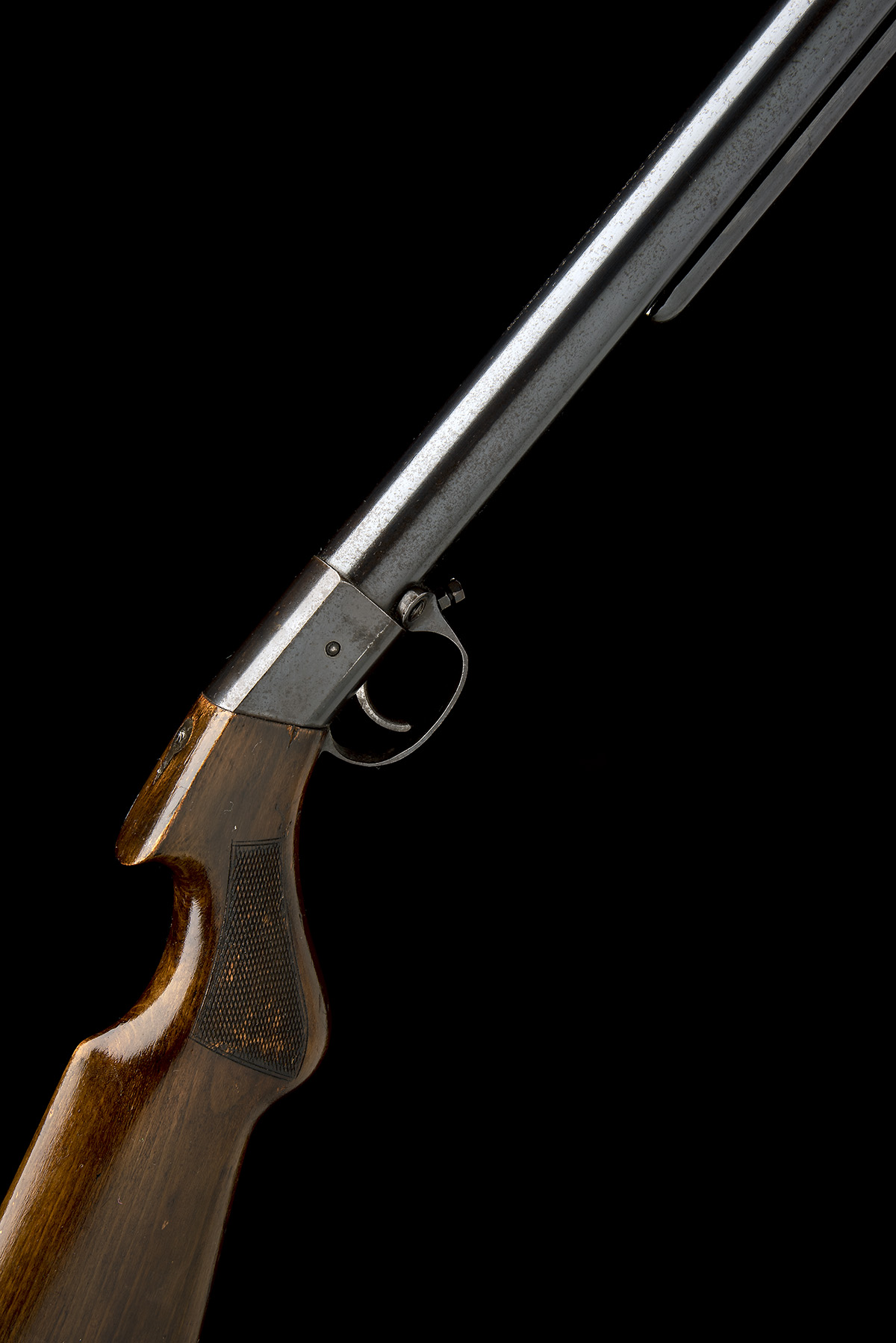 ALEX MARTIN, SCOTLAND A SCARCE .177 BREAK-BARREL AIR-RIFLE, MODEL 'DEMON TYPE', serial no. 948,