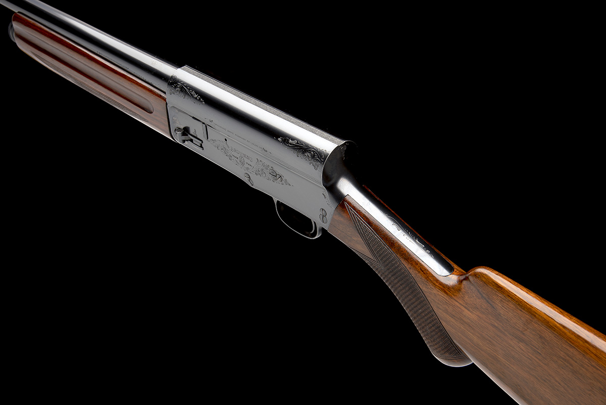 BROWNING A 12-BORE 'AUTO 5' SEMI-AUTO SHOTGUN, serial no. 211946, for 1937, restricted magazine, - Image 6 of 6