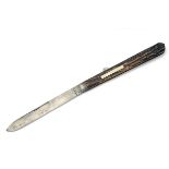 W.S. SEARLS & CO., SHEFFIELD A GOOD VICTORIAN FOLDING POCKET LOCK-KNIFE WITH STAG SCALES, circa