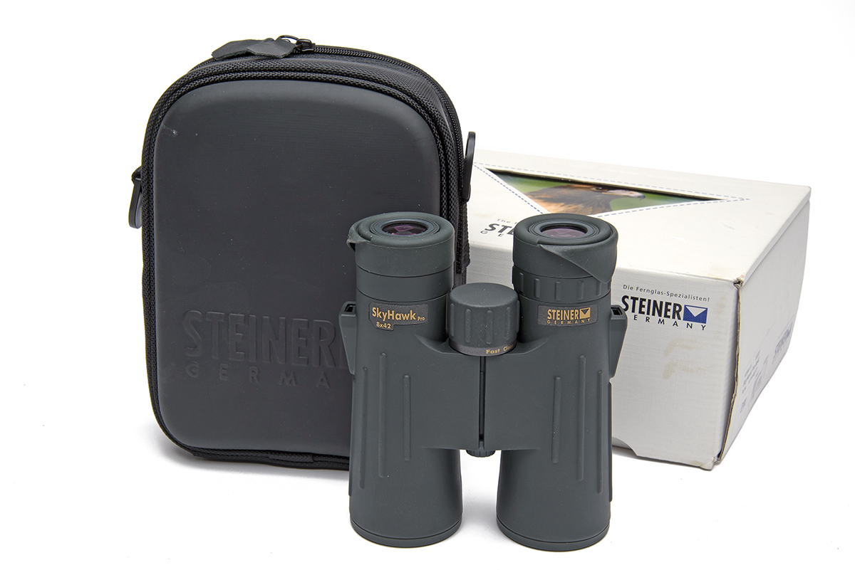 STEINER GERMANY A SET OF VIRTUALLY UNUSED SKYHAWK PRO 8X42 BINOCULARS, serial no. 0592344020, with