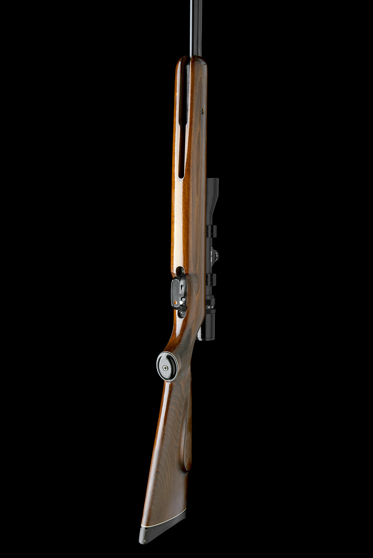 WEIHRAUCH, GERMANY THE FIRST .22 UNDER-LEVER MODEL 'HW77' AIR-RIFLE IMPORTED TO THE UK, serial no. - Image 8 of 8