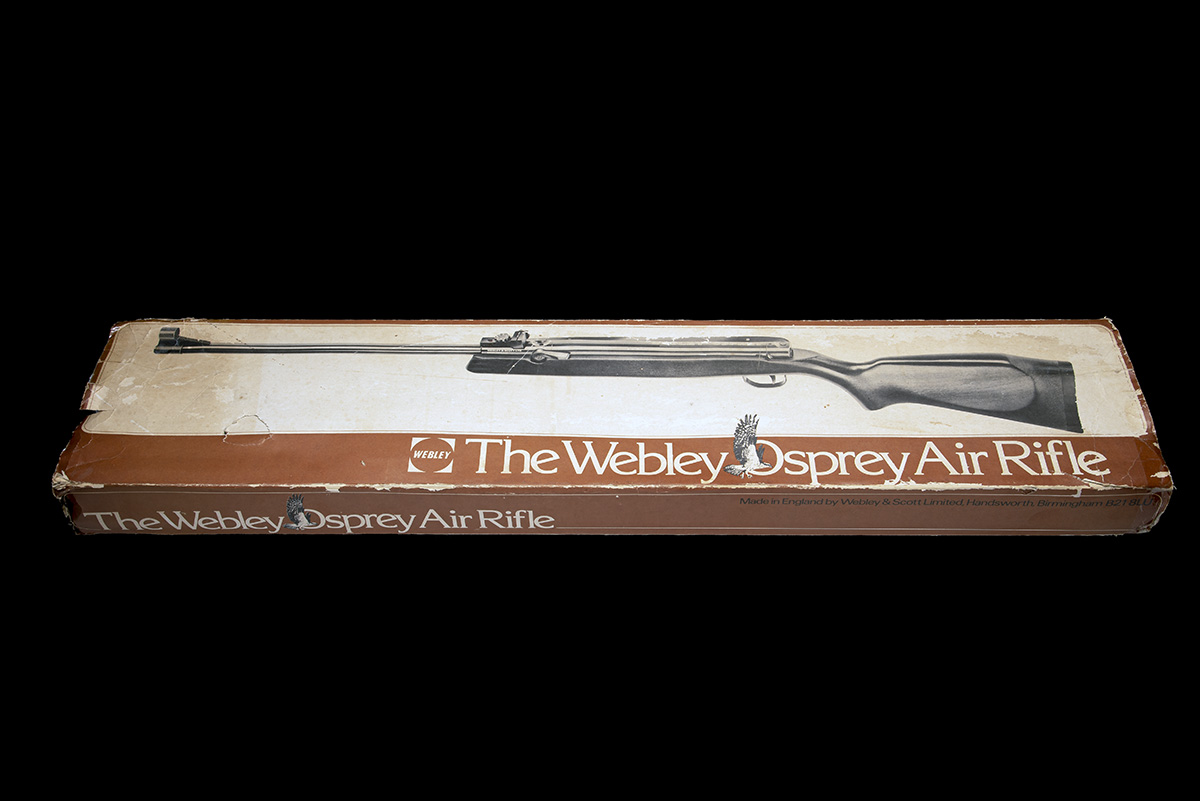 WEBLEY & SCOTT, BIRMINGHAM A SCARCE BOXED .177 SIDE-LEVER AIR-RIFLE, MODEL 'OSPREY', serial no. - Image 11 of 11