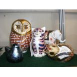 A Royal Crown Derby owl paperweight together with