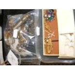 Various collectables and jewellery