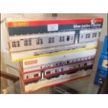 A boxed Hornby 00 gauge Silver Jubilee coach set t