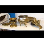 A medley of brass collectables